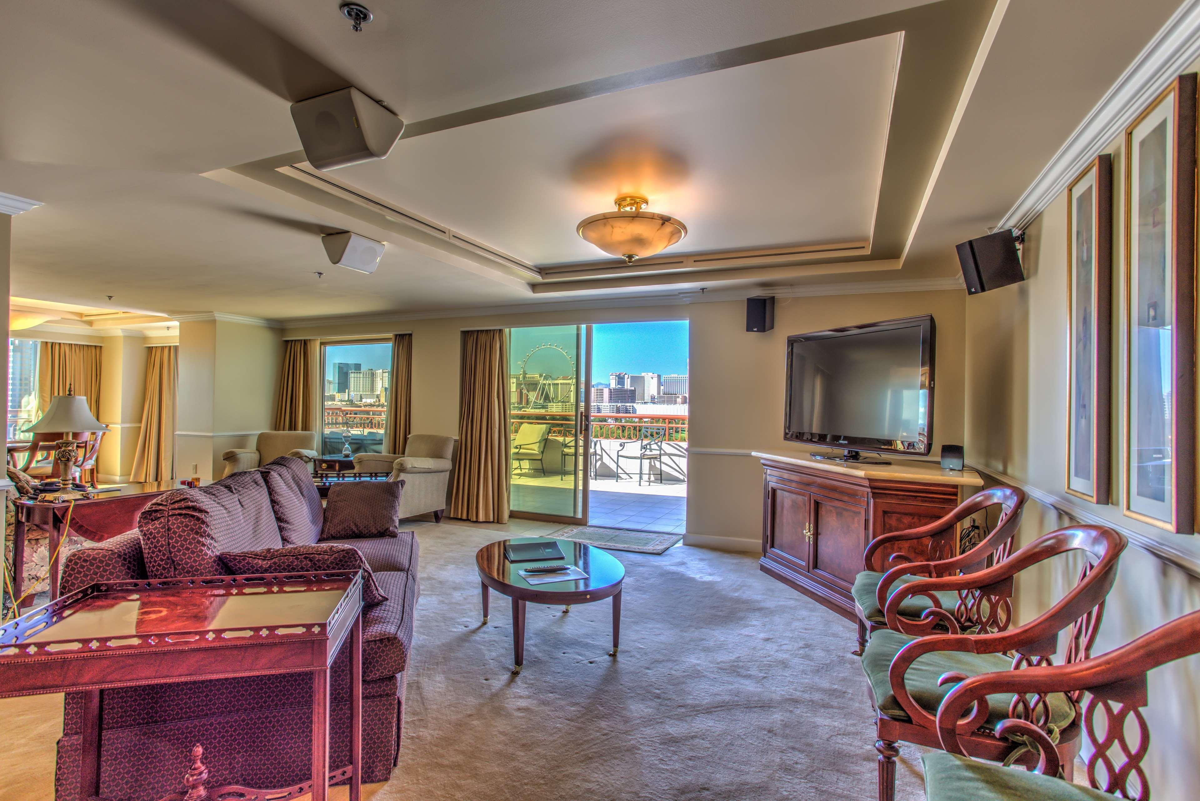 Embassy Suites By Hilton Convention Center Las Vegas Exterior photo