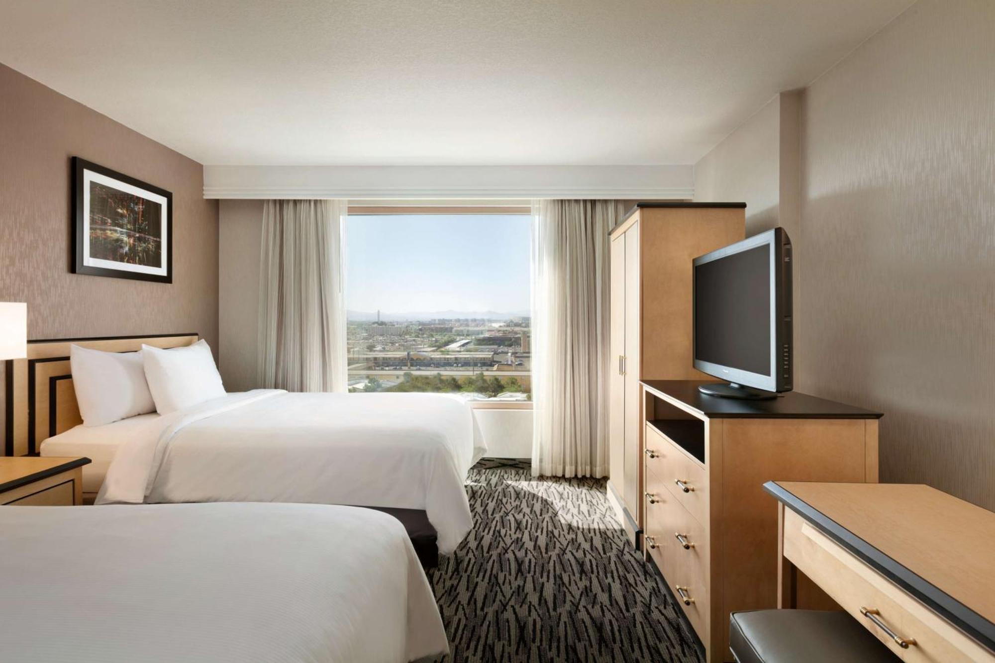 Embassy Suites By Hilton Convention Center Las Vegas Exterior photo